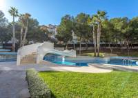 Resale - Apartment - Orihuela Costa - Campoamor