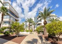Resale - Apartment - Orihuela Costa - Villamartín