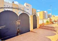 Resale - Townhouse - Orihuela Costa - Villamartín