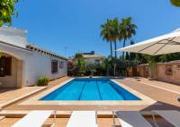 Resale - Villa - Orihuela Costa - Punta Prima