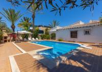 Resale - Villa - Orihuela Costa - Punta Prima