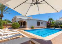 Resale - Villa - Orihuela - Orihuela Costa