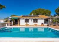 Resale - Villa - Orihuela - Orihuela Costa