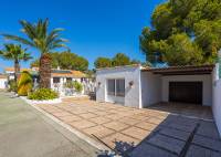 Resale - Villa - Orihuela - Orihuela Costa