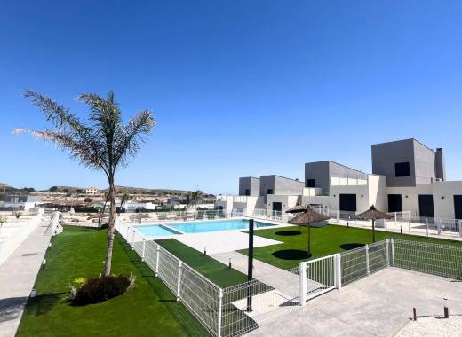 Villa - Nybygg - BAOS Y MENDIGO - Altaona Golf And Country Village