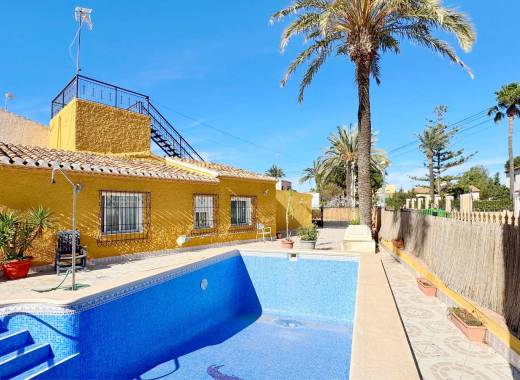 Villa - Resale - Orihuela - Orihuela Costa